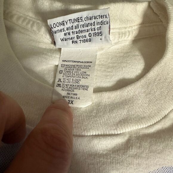 Vintage Looney Tunes Tweety Bird 90s Oversized Graphic T Shirt - Picture 10 of 11